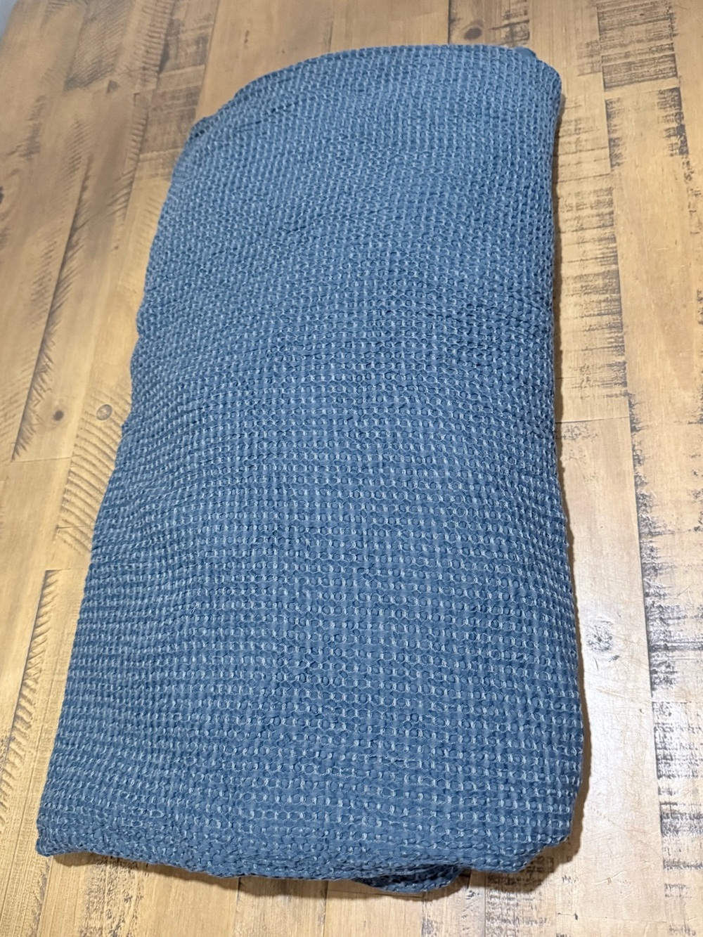 Casaluna Blue Waffle Weave Throw Blanket king size